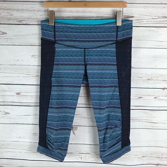 Lululemon Stop At Nothing Crops Blue Stripe 6 - Picture 3 of 8